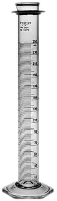 PYREX® 3024 Graduated Cylinders