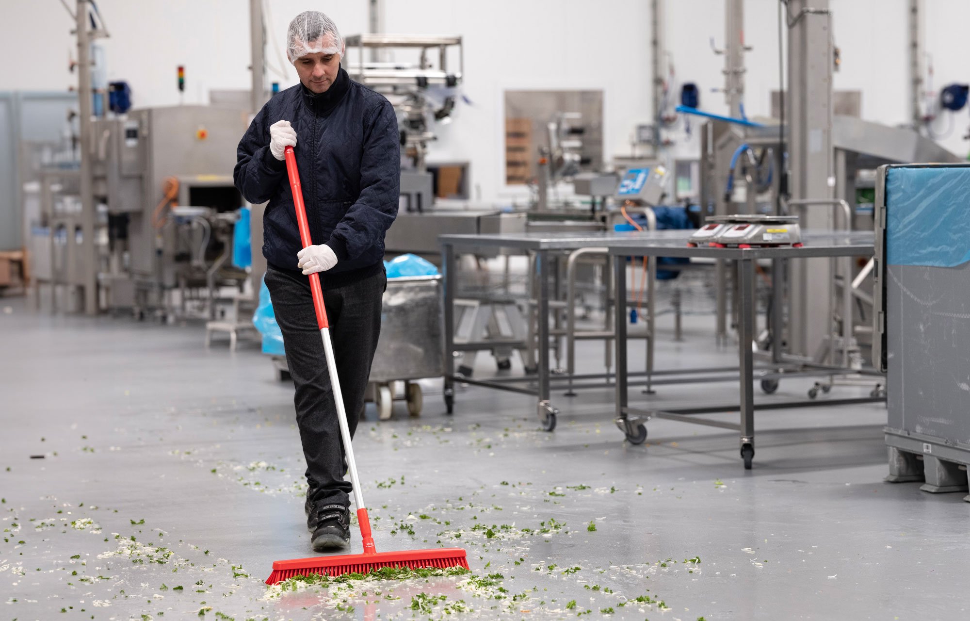 Broom Bristle Options: Flagged vs Unflagged for Food Safety